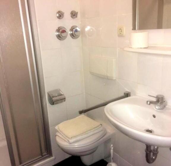 اتاق استاندارد سه تخته با بالکن, Apartmenthaus Home24