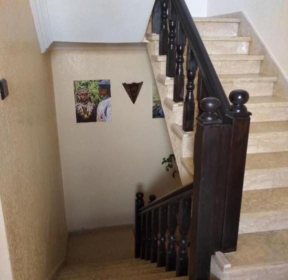 Апартаменты 1 Спальня, Itrane Guest House