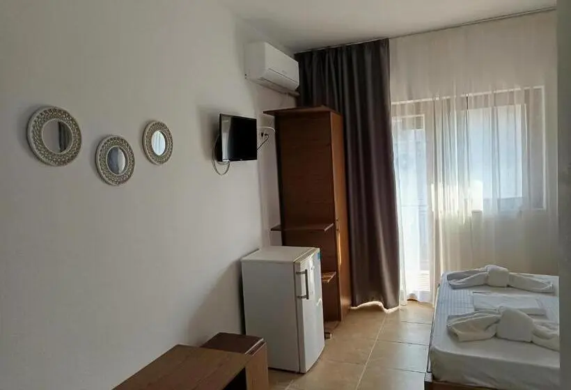 Cameră Standard cu Balcon, Kherim