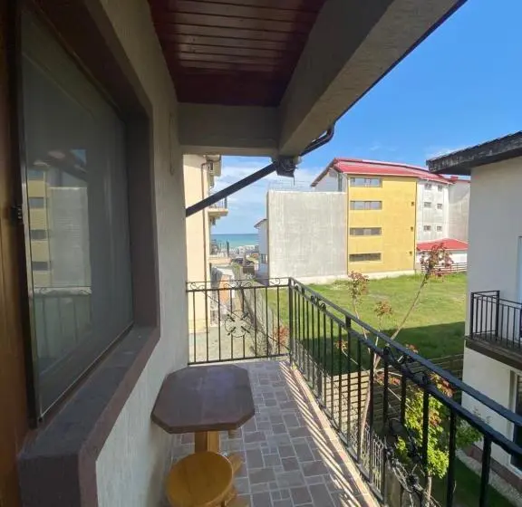 Cameră Standard cu Balcon, Kherim
