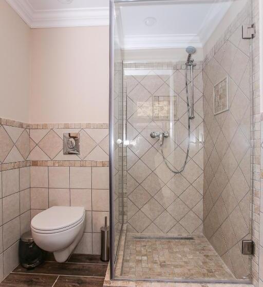 سوییت جونیور, Pensiunea Dimitrios & Spa   Băile Herculane  Valea Cernei Terapie Spa  Relaxare A Minții și A Trupul