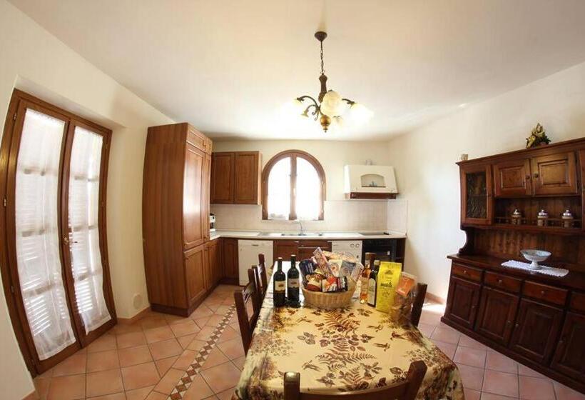 شقة غرفة واحدة مطلة على حمام السباحة, Residence Il Vigneto