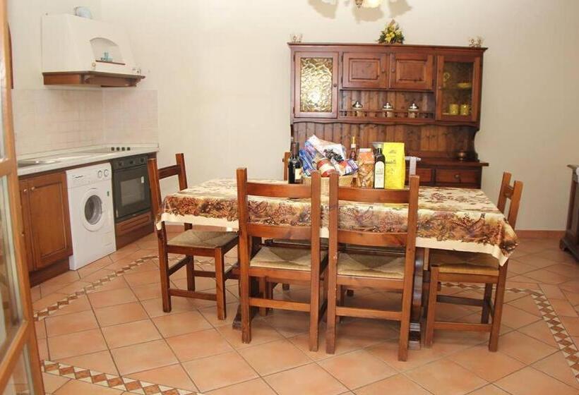شقة غرفة واحدة مطلة على حمام السباحة, Residence Il Vigneto