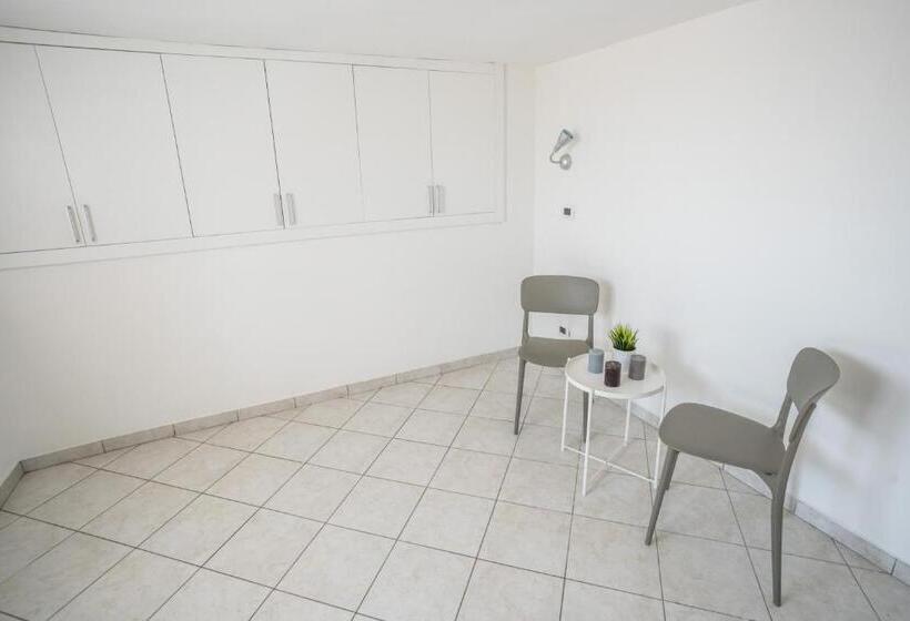 استودیو استاندارد با تراس, Rimini Bay Suites & Residence