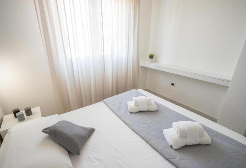 آپارتمان 1 خوابه با بالکن, Rimini Bay Suites & Residence