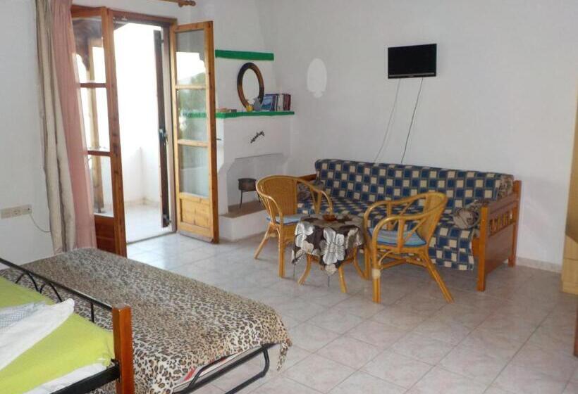 スタンダードルーム, Azalea