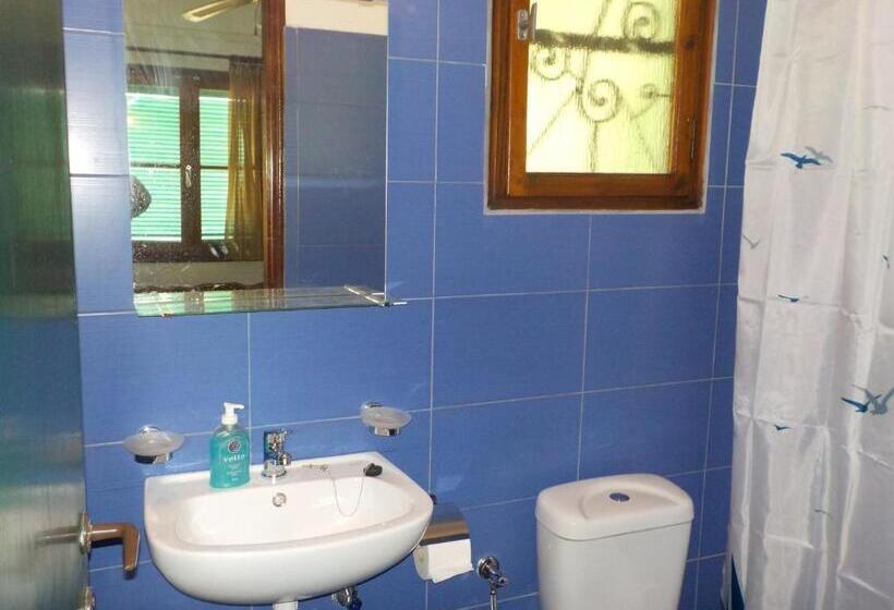 家族用アパートメント, Azalea