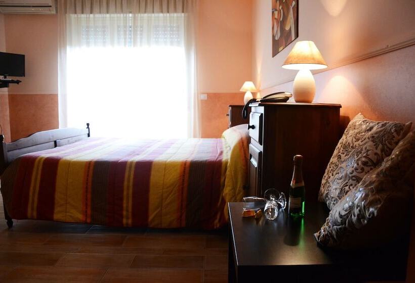 スタンダードルーム, B&b Notti E Dintorni