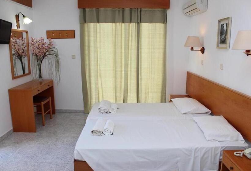 Studio Standard Vue Jardin, Elarin Studios & Apartments