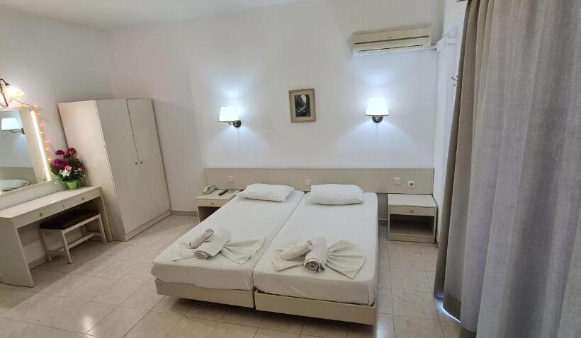 Studio Standard Vue Piscine, Elarin Studios & Apartments