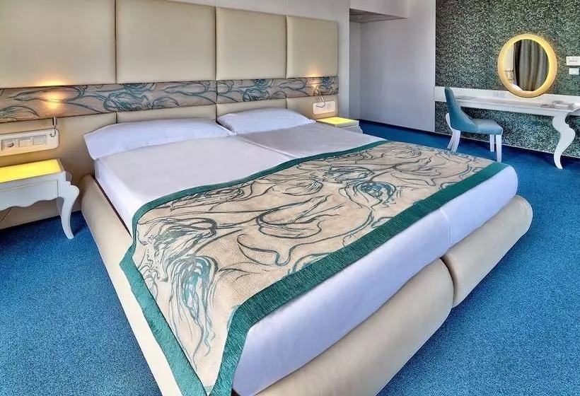 サイドオーシャンビュースタンダードルーム, Grifid Metropol Hotel   Premium All Inclusive & Private Beach   Adults Only