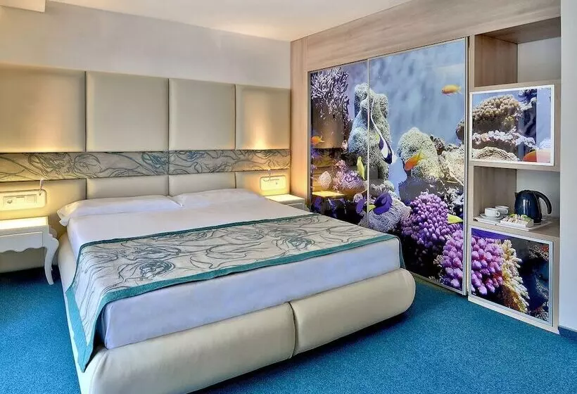 サイドオーシャンビュースタンダードルーム, Grifid Metropol Hotel   Premium All Inclusive & Private Beach   Adults Only