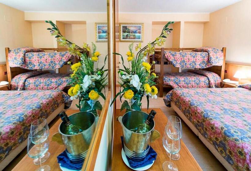 4인용 스탠다드 룸, Cipriani Park