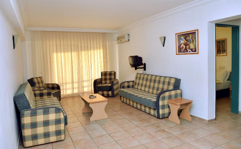 ファミリールーム, Club Scala Nuova