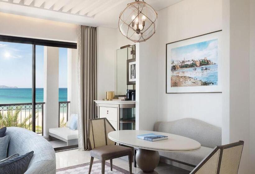 带大床的复式套间, The St. Regis La Bahia Blanca Resort   Tamuda Bay