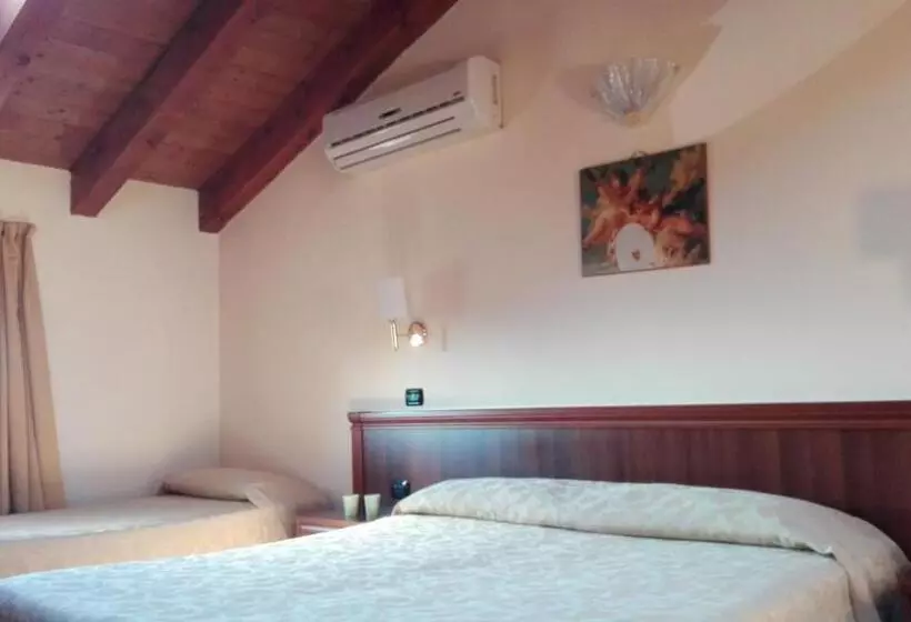 スタンダード４人部屋, Corte Degli Estensi
