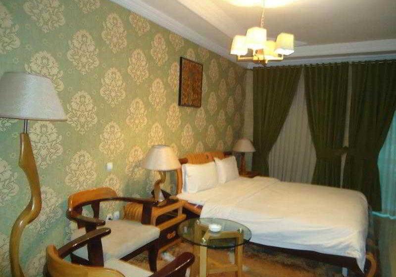 اتاق استاندارد سه نفره, Dar El Aaz