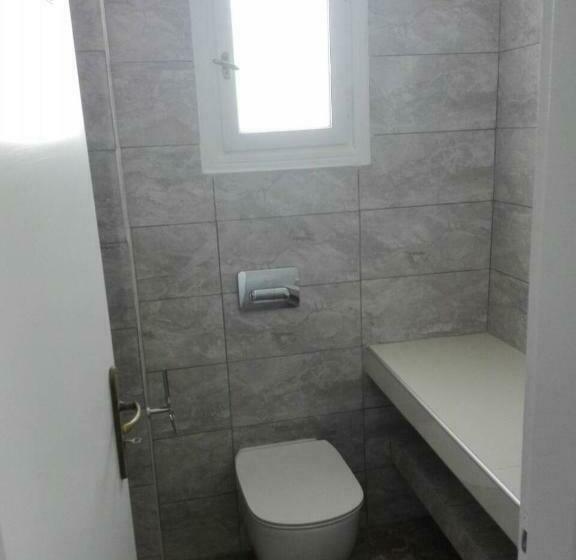 Chambre Standard, Finikas Santorini