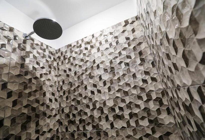 Chambre Triple Standard, Finikas Santorini