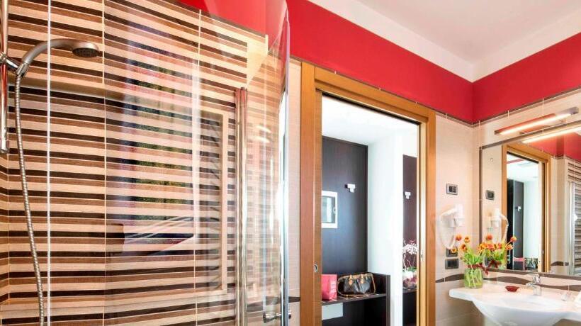 4인용 스탠다드 룸, Kairos Garda