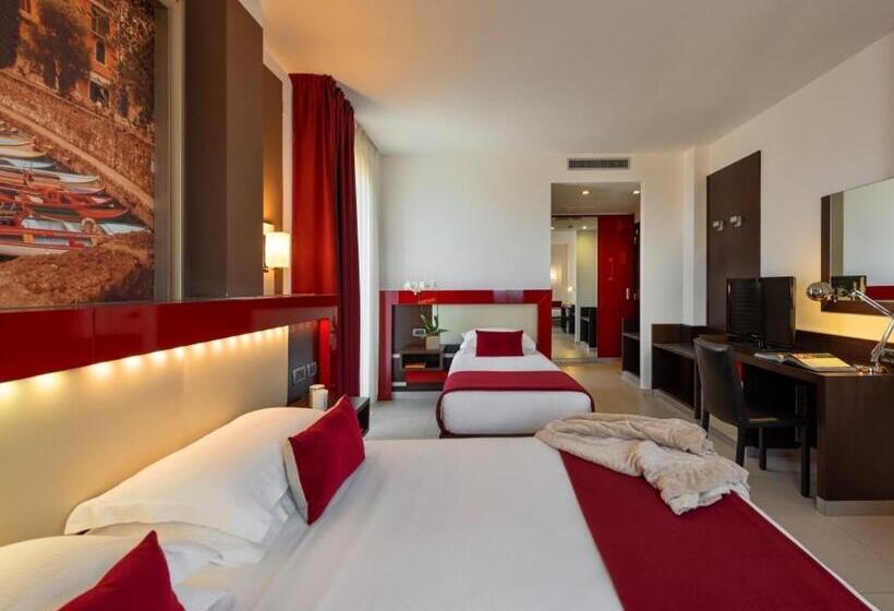 4인용 스탠다드 룸, Kairos Garda