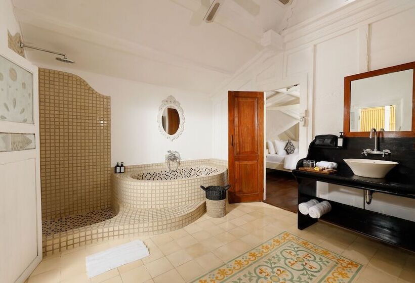 Casa 1 Quarto, Puri Tempo Doeloe