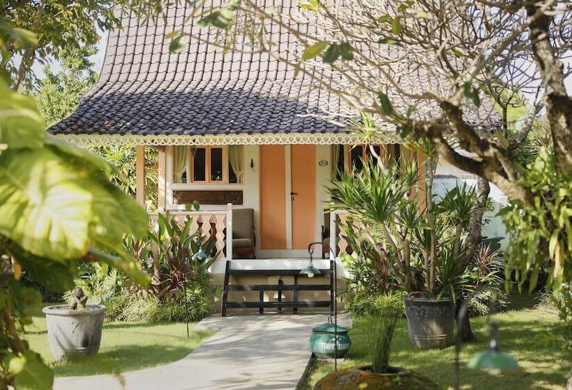 1 Yatak Odalı Ev, Puri Tempo Doeloe