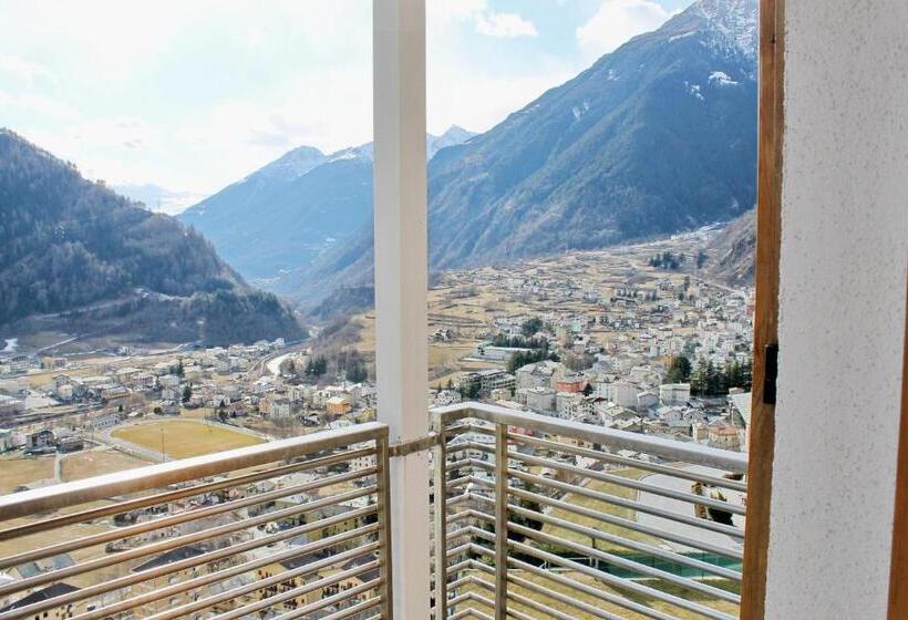 Номер Стандарт Индивидуальный с Балконом, Rezia