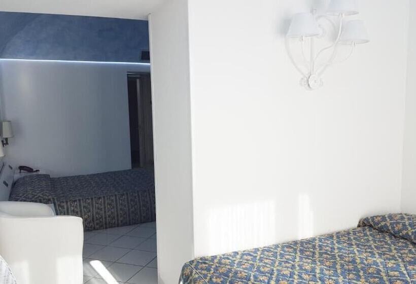 חדר סטנדרט לארבעה, Ristorante Panoramico