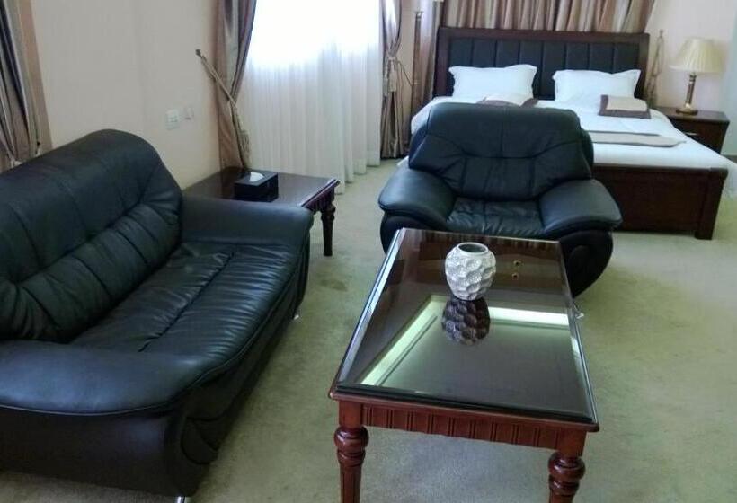 سوییت, Seven Wonders Hotel   Petra