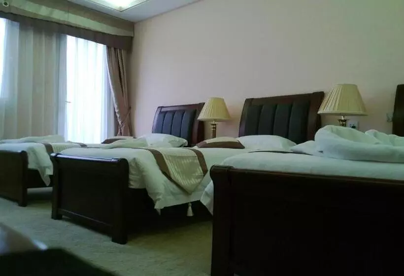 اتاق استاندارد سه نفره, Seven Wonders Hotel   Petra