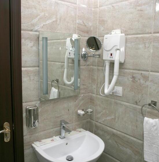 اتاق استاندارد سه نفره, Seven Wonders Hotel   Petra