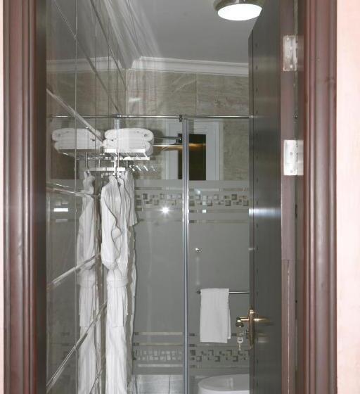 اتاق استاندارد چهار تخته, Seven Wonders Hotel   Petra