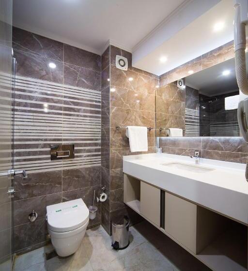 スタンダードルーム, Spilos