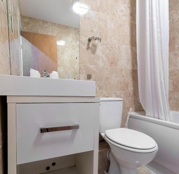 스탠다드 룸, Stuart