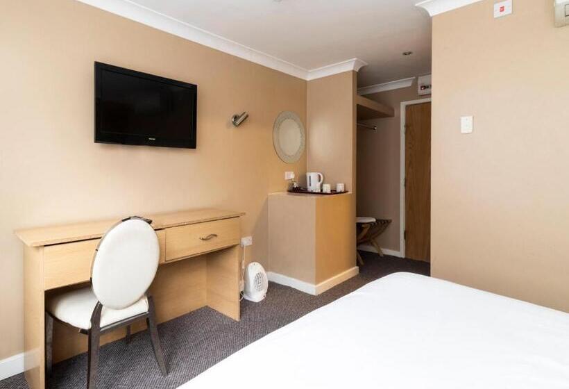 스탠다드 룸, Stuart