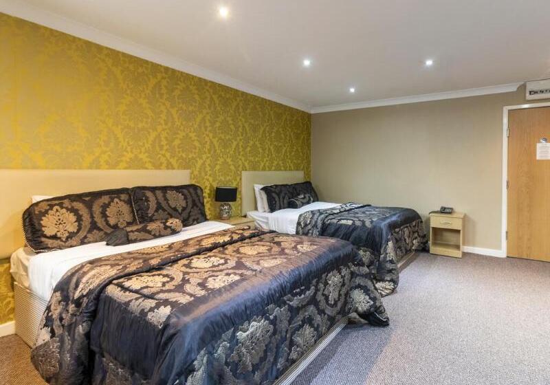 4인용 스탠다드 룸, Stuart