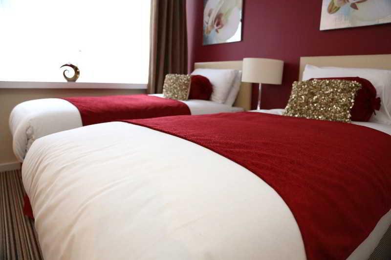 스탠다드 룸, Stuart