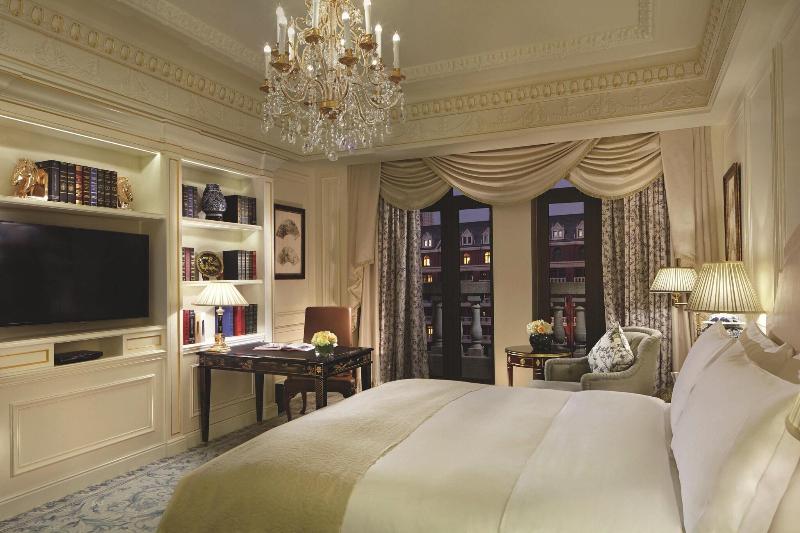 חדר קלאב, The Ritzcarlton, Tianjin