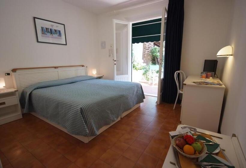 Номер Стандарт Вид на Сад, Valle Verde