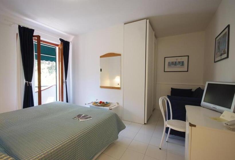 Семейный Номер Вид на Море, Valle Verde