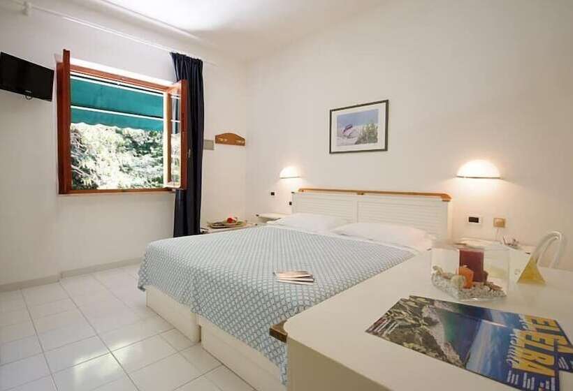 Номер Стандарт, Valle Verde