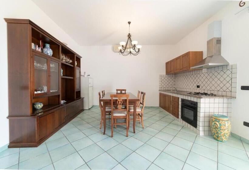 דירת חדר נוף לבריכה, Olga's Relais