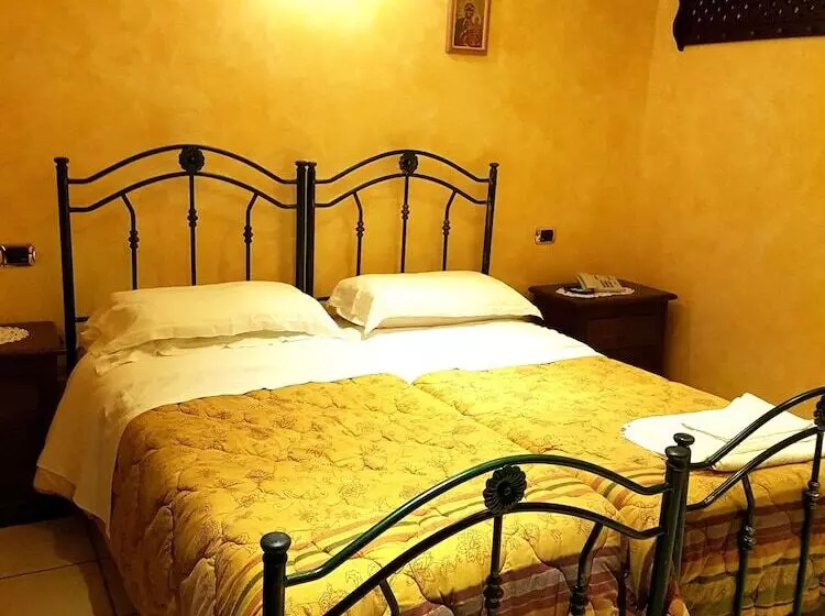 スタンダード４人部屋, Villa Elisabetta