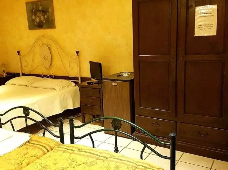 スタンダード４人部屋, Villa Elisabetta