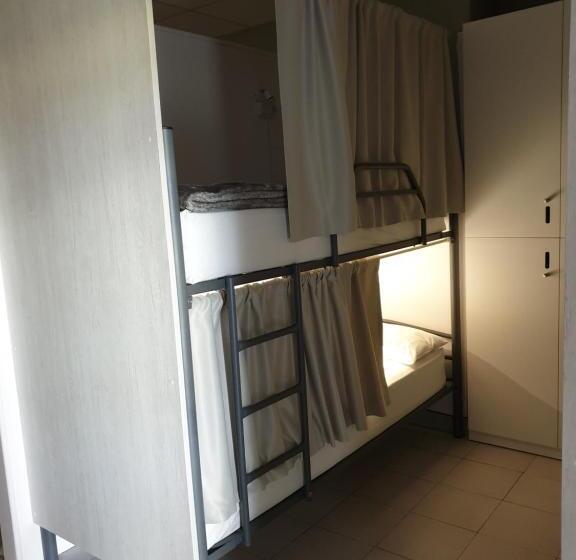 공동 객실, Albergue Porta Real No Bike Storage