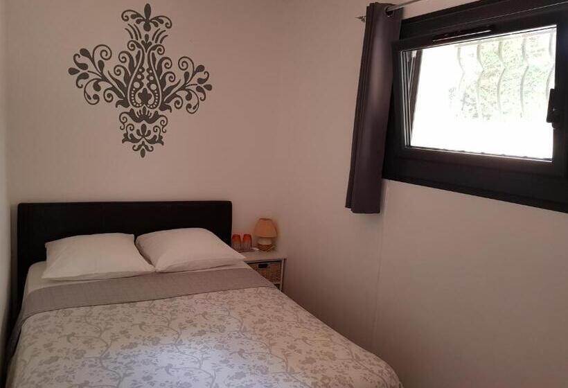 标准间, B&b Les Grillons