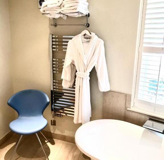 一楼标准间, College View