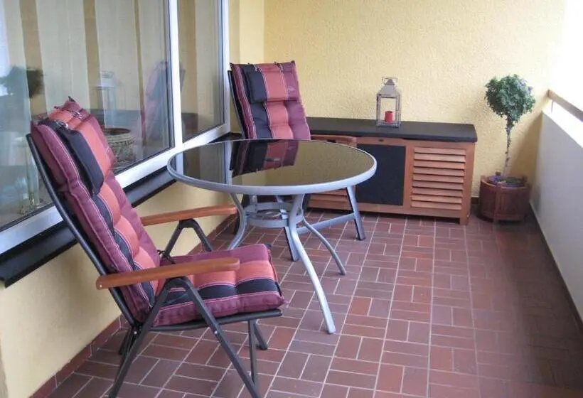 バルコニー付きデラックスルーム, Bed & Breakfast Faas