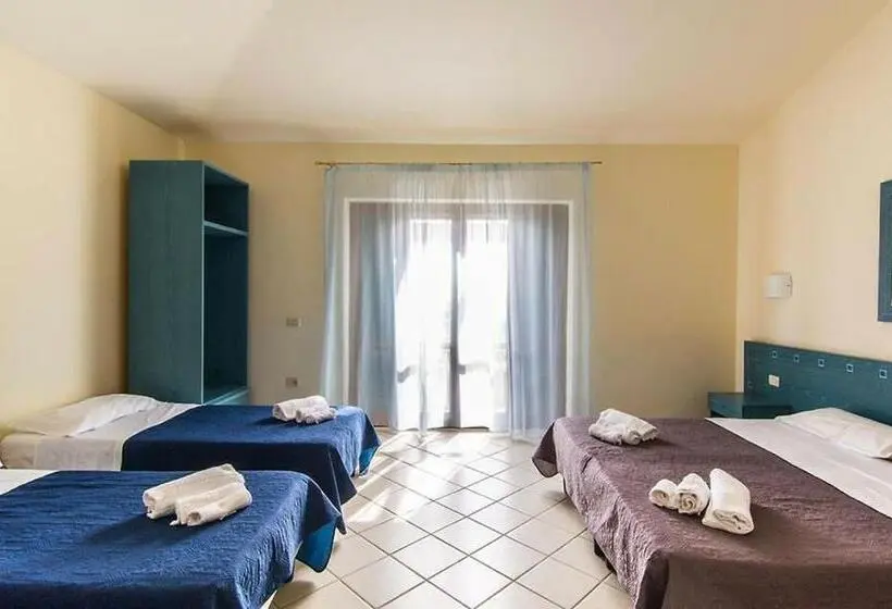 اتاق استاندارد چهار تخته, Villaggio Club Baia Di Dino